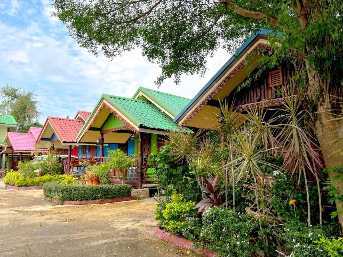 Ruanmai Style Resort 1 Ban Nong Nam Khan Exterior photo